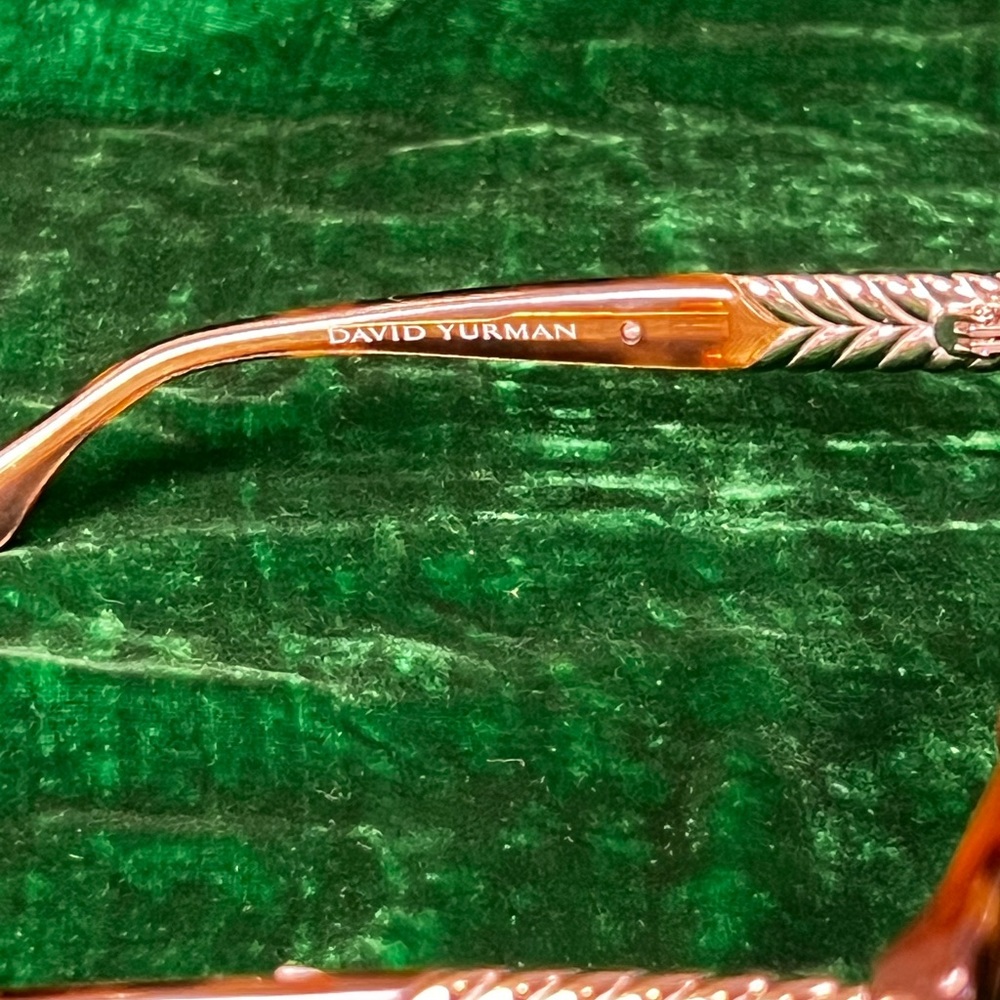 David Yurman Tortoise Shell Sunglasses - Picture 5 of 5